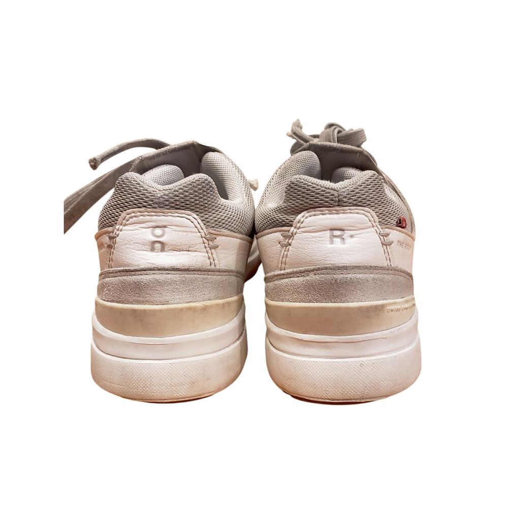 On Running The Roger Clubhouse Sneaker White/Gray Size 7.5 - Picture 4 of 9
